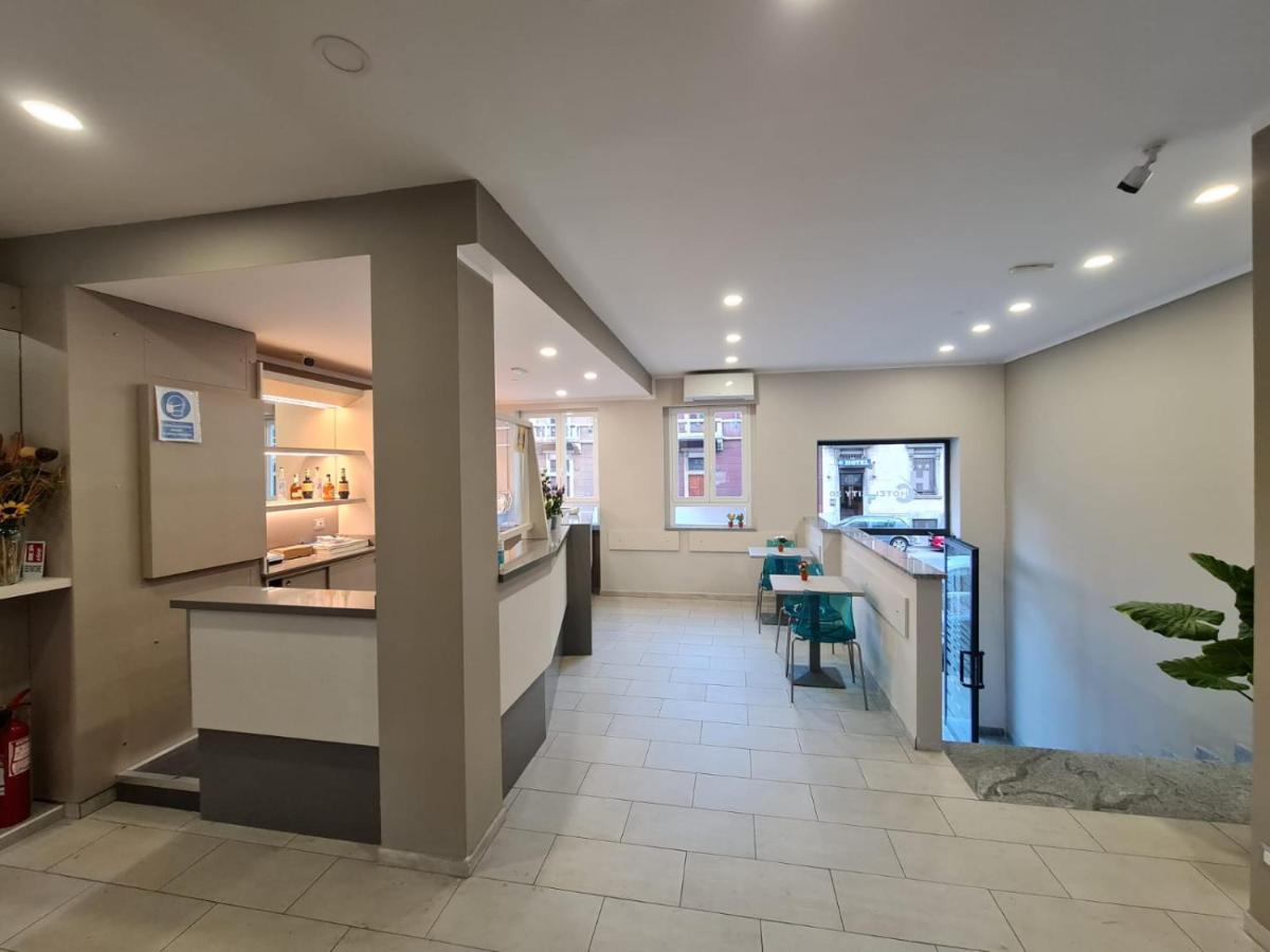 Hotel City 20 Milan Bagian luar foto