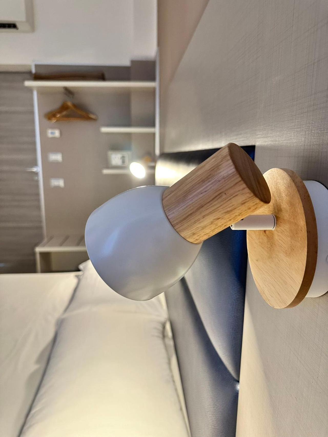 Hotel City 20 Milan Bagian luar foto