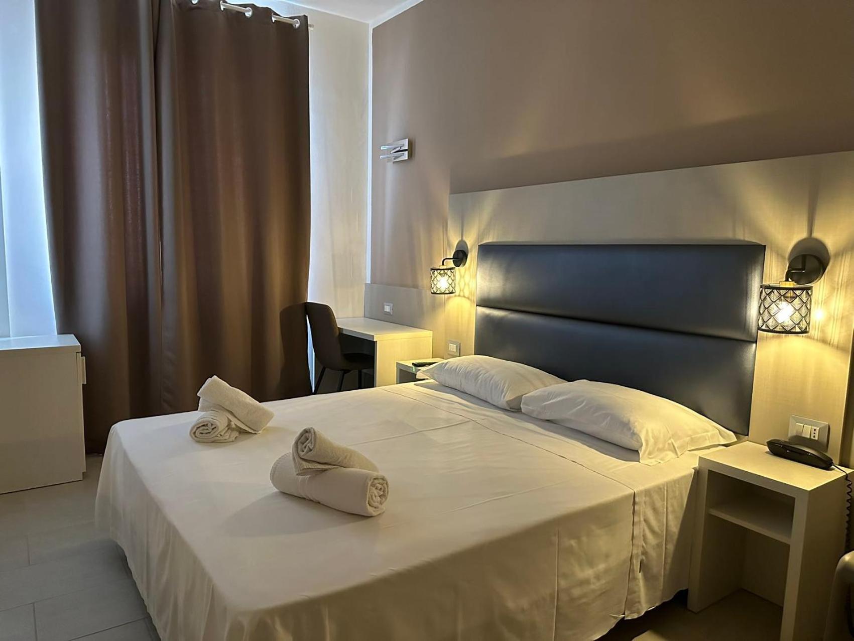 Hotel City 20 Milan Bagian luar foto